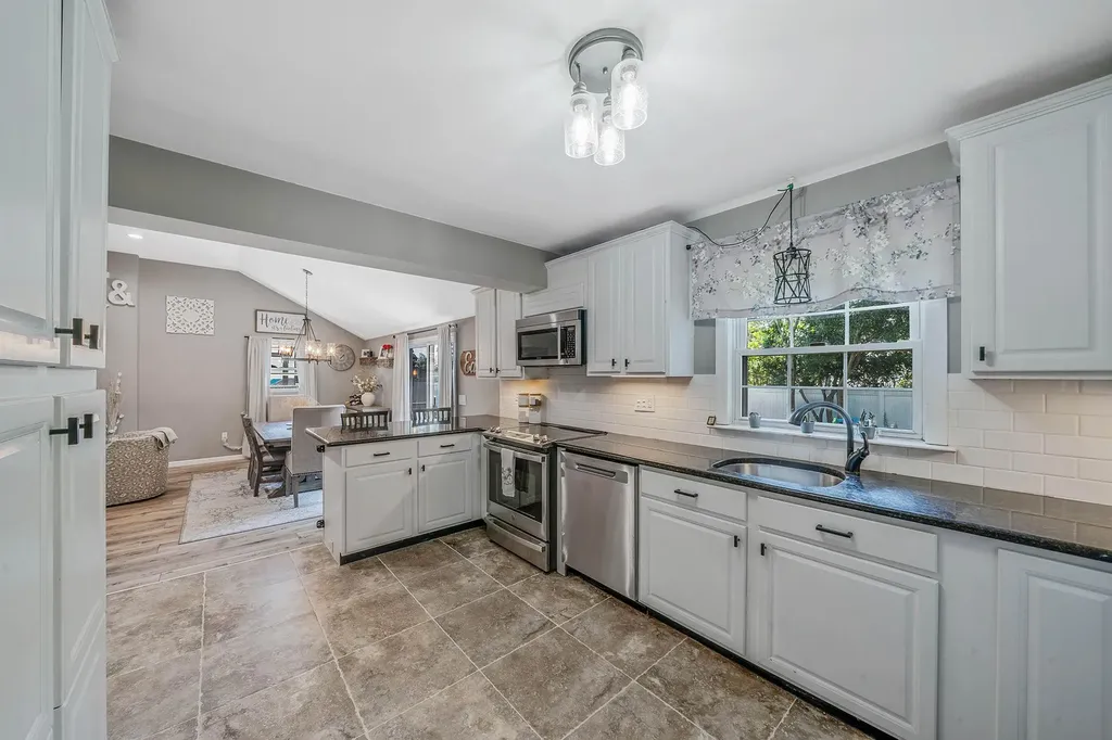 22 Howell Street Patchogue NY 11772