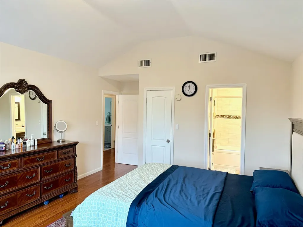 467 Scranton Avenue Lynbrook NY 11563