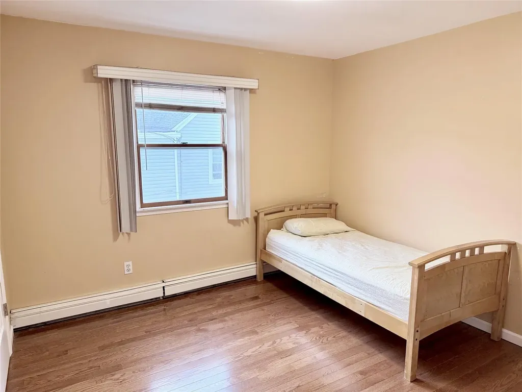 467 Scranton Avenue Lynbrook NY 11563