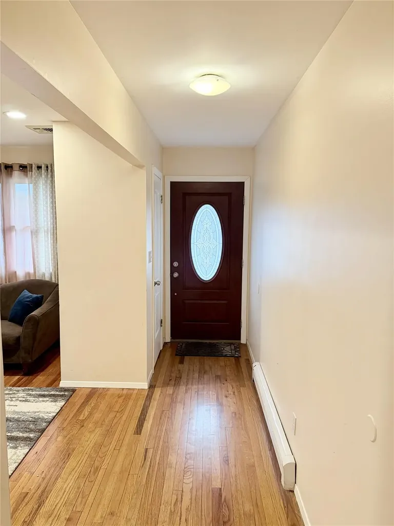 467 Scranton Avenue Lynbrook NY 11563