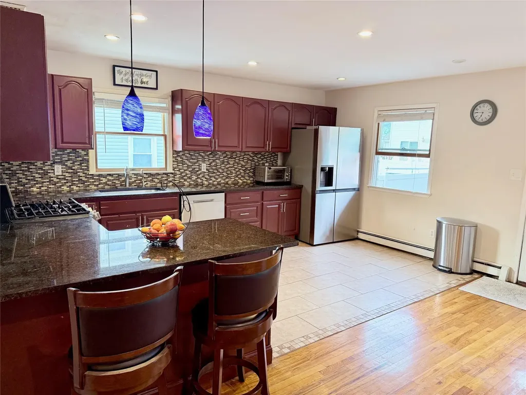 467 Scranton Avenue Lynbrook NY 11563