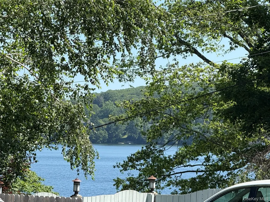 1565 Route 292 Holmes NY 12531