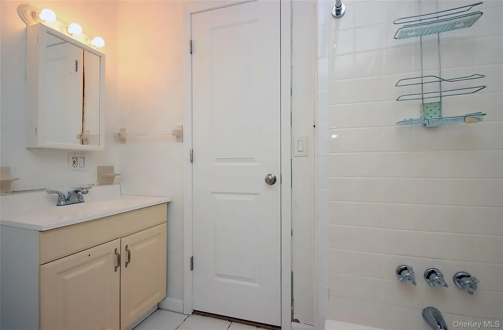 1565 Route 292 Holmes NY 12531