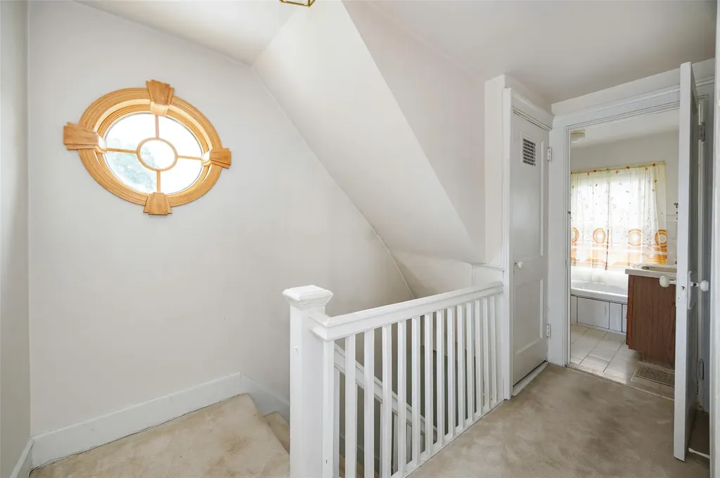 95 Worrall Avenue Poughkeepsie NY 12603
