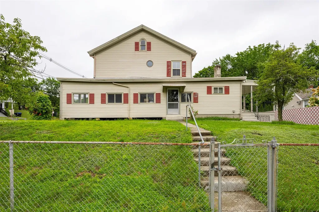 95 Worrall Avenue Poughkeepsie NY 12603