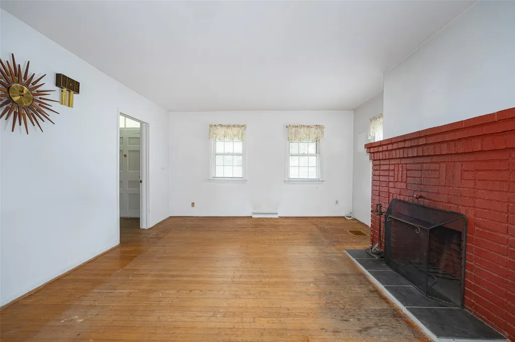 95 Worrall Avenue Poughkeepsie NY 12603
