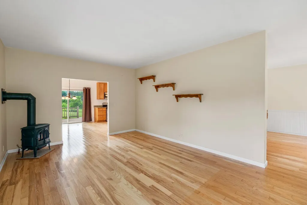 36 Millbrook Road Wallkill NY 12589