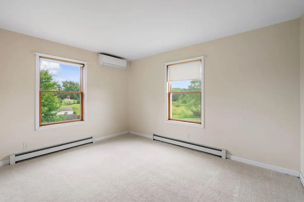 36 Millbrook Road Wallkill NY 12589