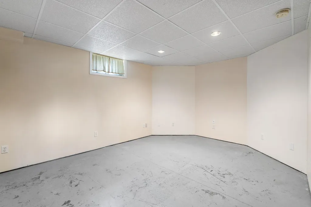 36 Millbrook Road Wallkill NY 12589