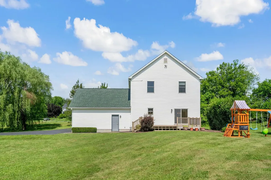 36 Millbrook Road Wallkill NY 12589