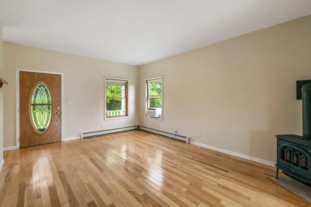 36 Millbrook Road Wallkill NY 12589