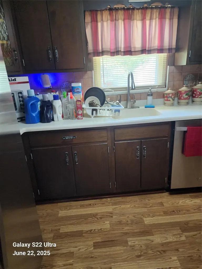 99 E 6th Street Deer Park NY 11729