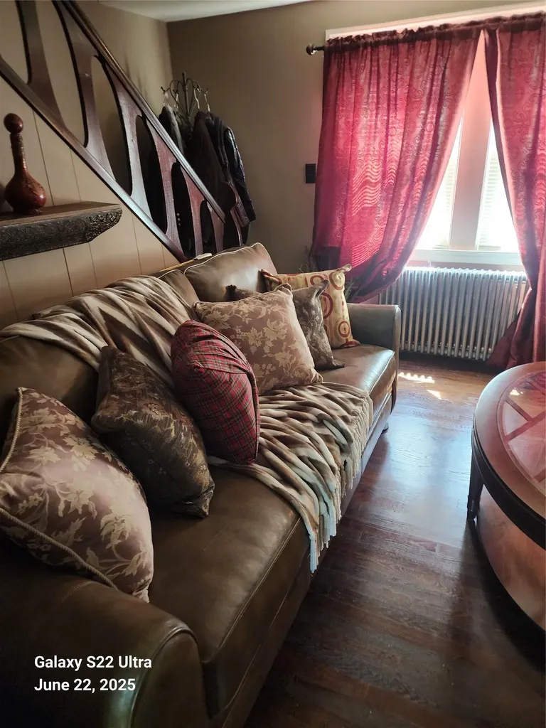 99 E 6th Street Deer Park NY 11729
