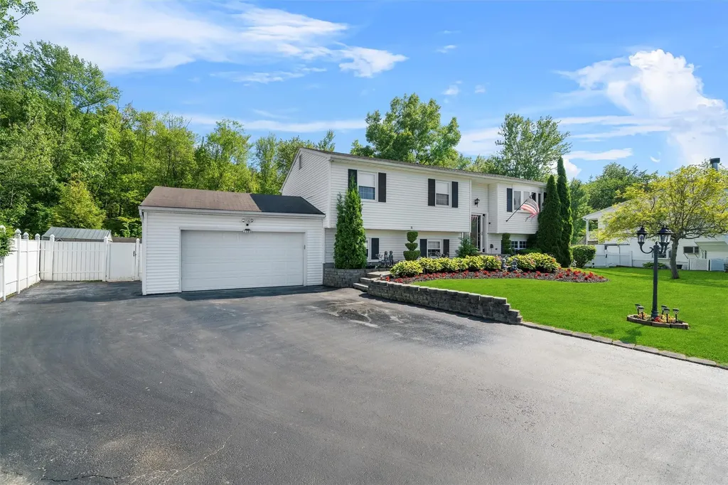 18 Grant Drive Monroe NY 10950