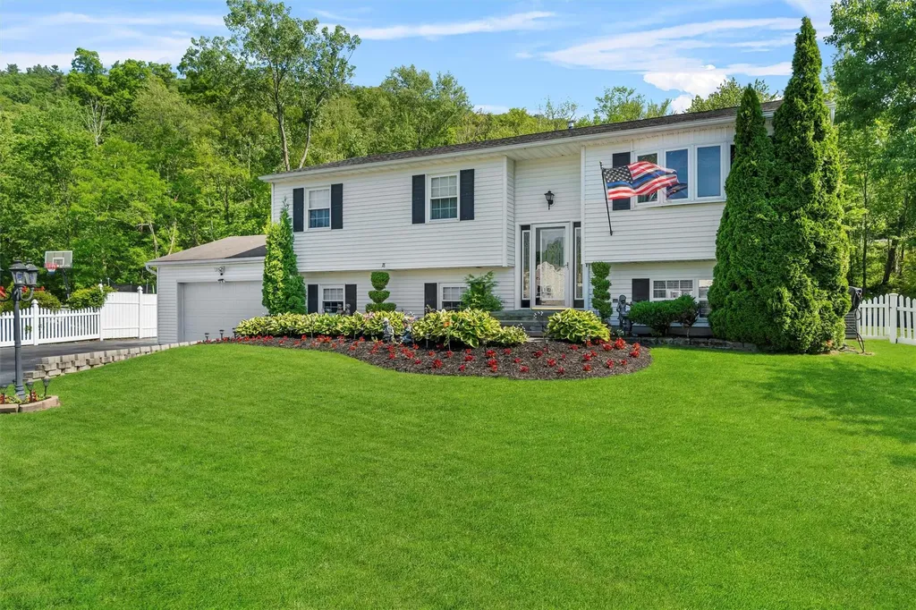 18 Grant Drive Monroe NY 10950