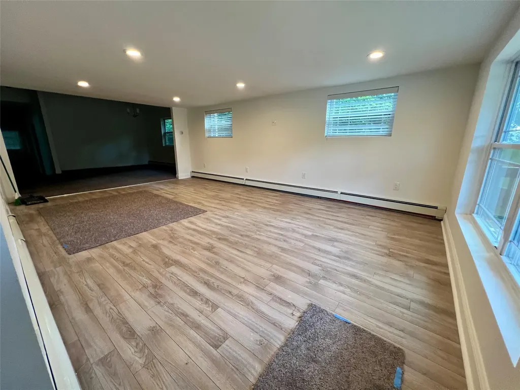 2313 State Route 300 Wallkill NY 12589
