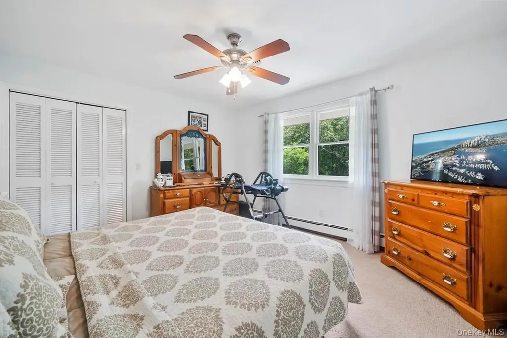 15 Stillwood Road Brookhaven NY 11719