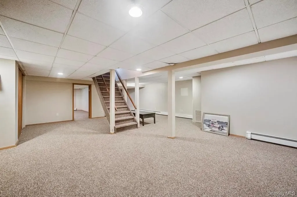 15 Stillwood Road Brookhaven NY 11719