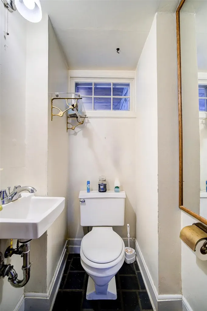 12 Beechwood Terrace Poughkeepsie NY 12601