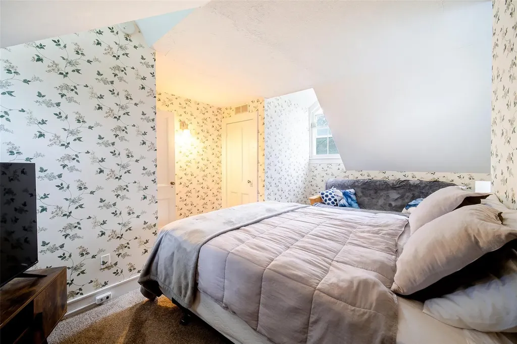 12 Beechwood Terrace Poughkeepsie NY 12601