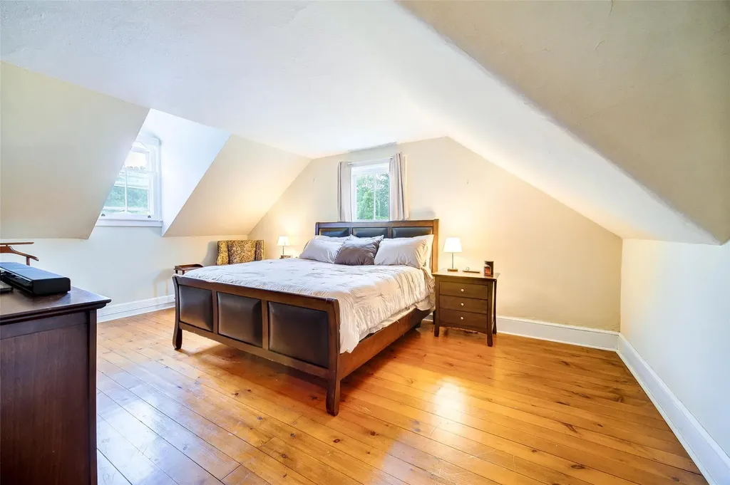 12 Beechwood Terrace Poughkeepsie NY 12601