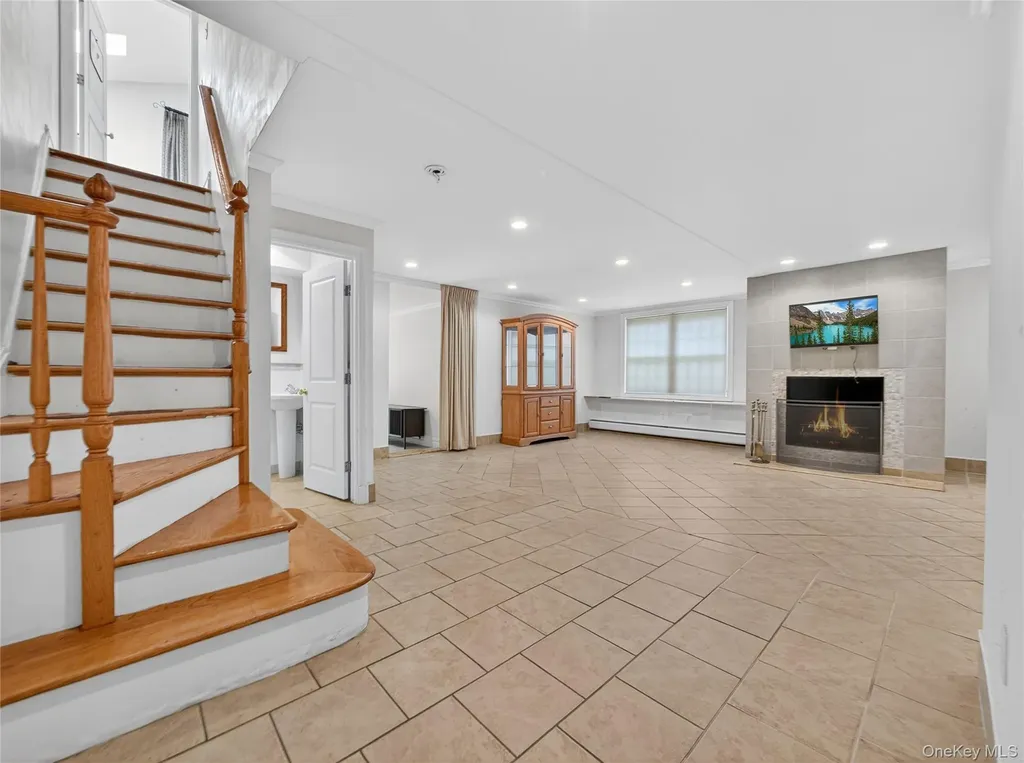 516 Oak Tree Road Palisades NY 10964