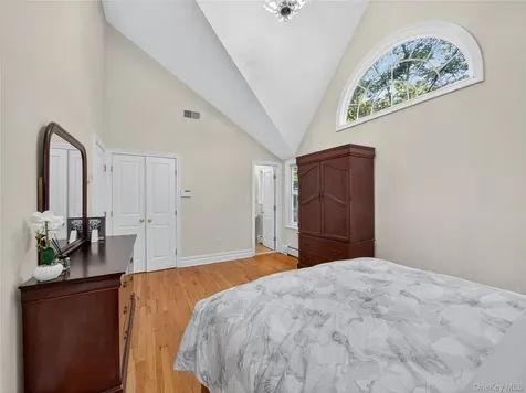 516 Oak Tree Road Palisades NY 10964