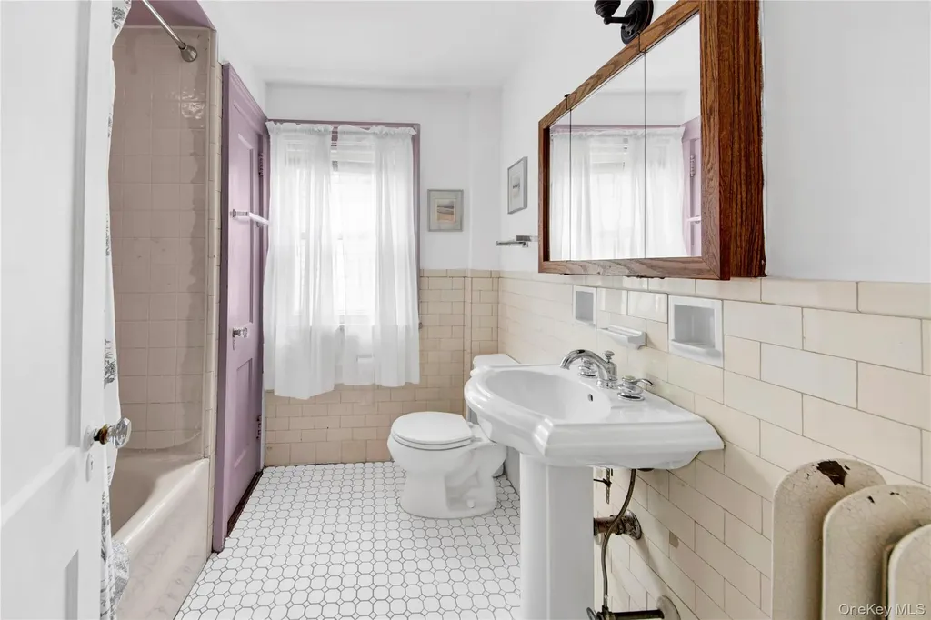 431 E Sidney Avenue Mount Vernon NY 10553