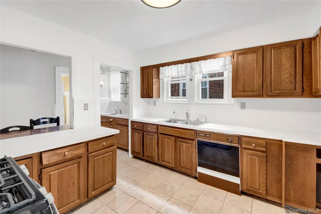 431 E Sidney Avenue Mount Vernon NY 10553