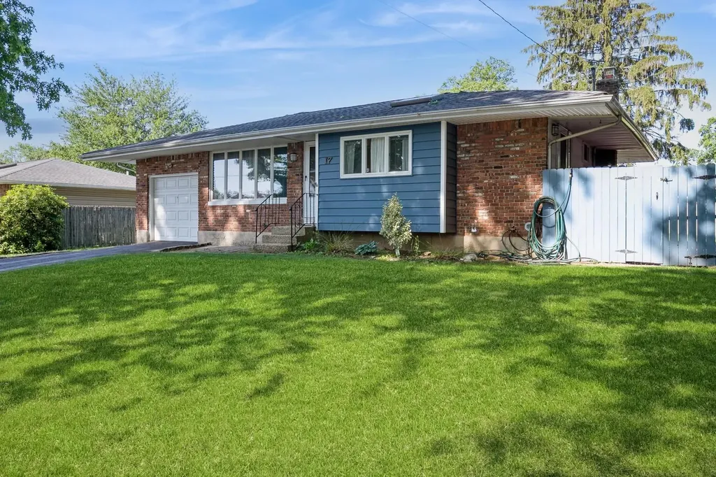 17 Sugarwood Lane Commack NY 11725