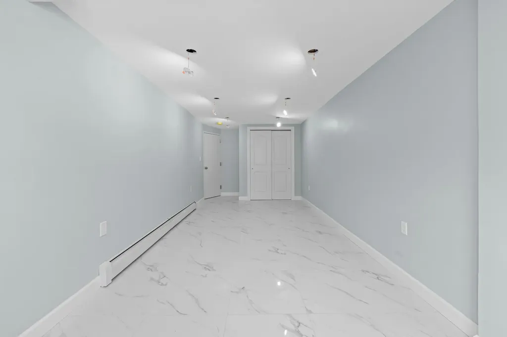 2819 Schurz Avenue Bronx NY 10465