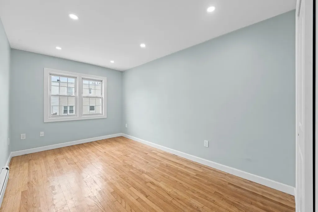 2819 Schurz Avenue Bronx NY 10465