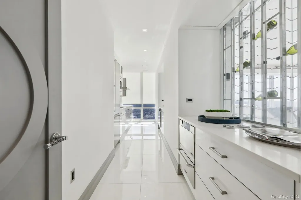 5 Renaissance Square White Plains NY 10601