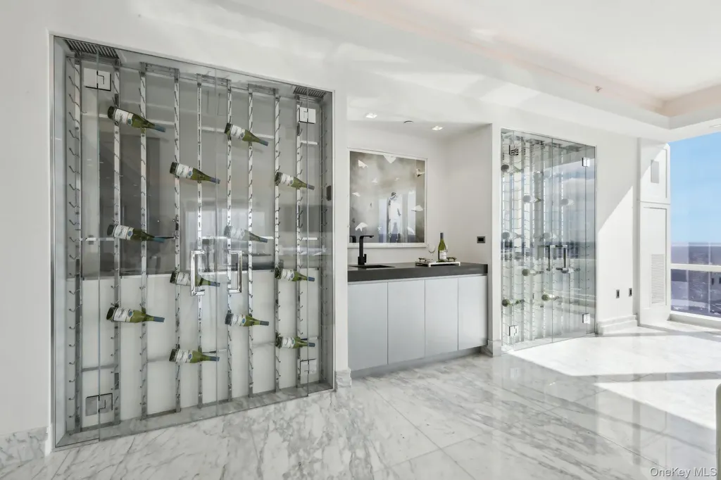 5 Renaissance Square White Plains NY 10601