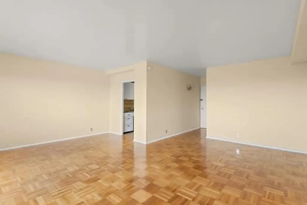 4 Fordham Hill Oval Bronx NY 10468