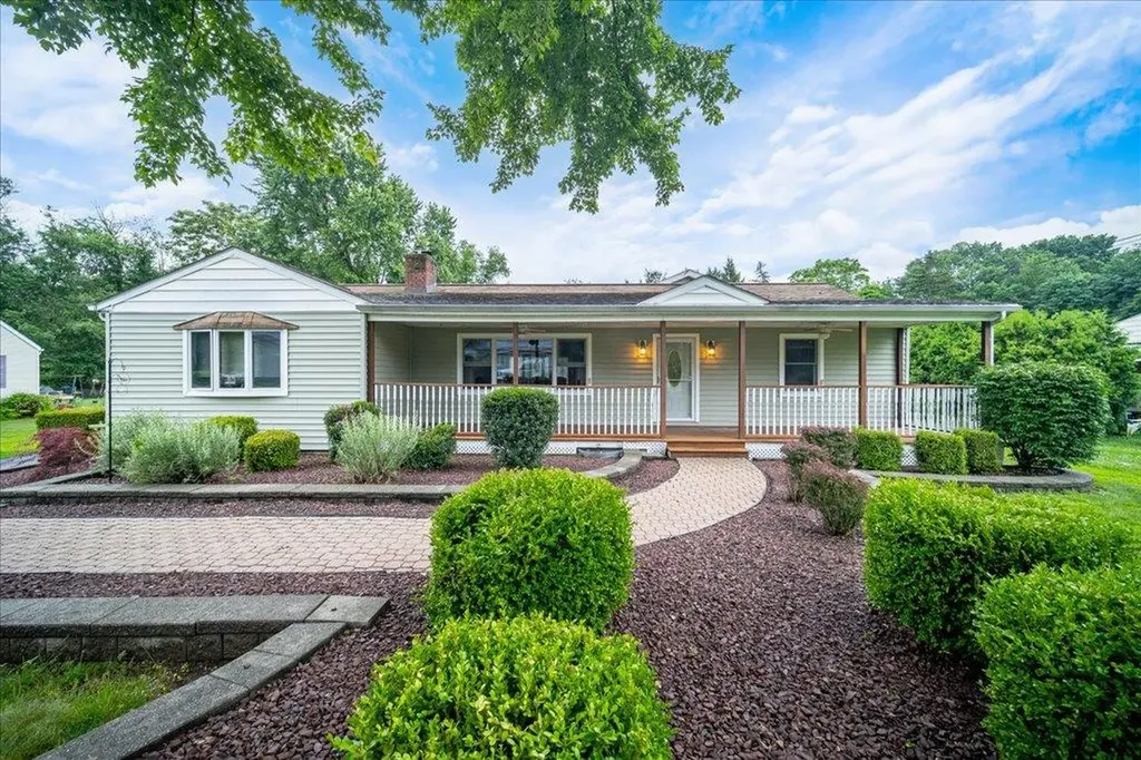 64 Mountainview Road Fishkill NY 12524