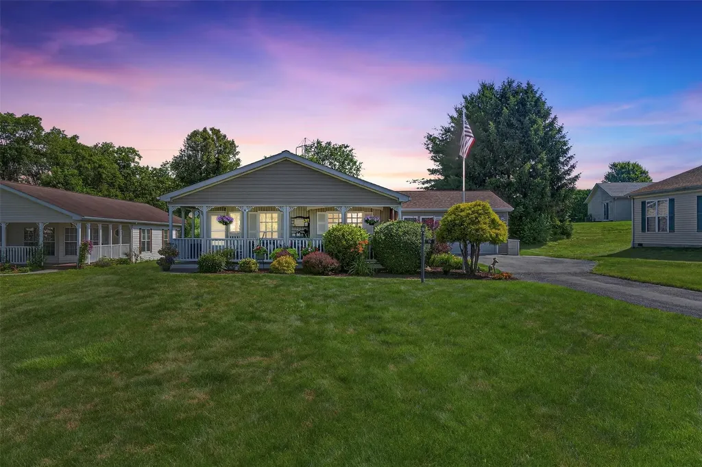 99 Vero Drive Poughkeepsie NY 12603