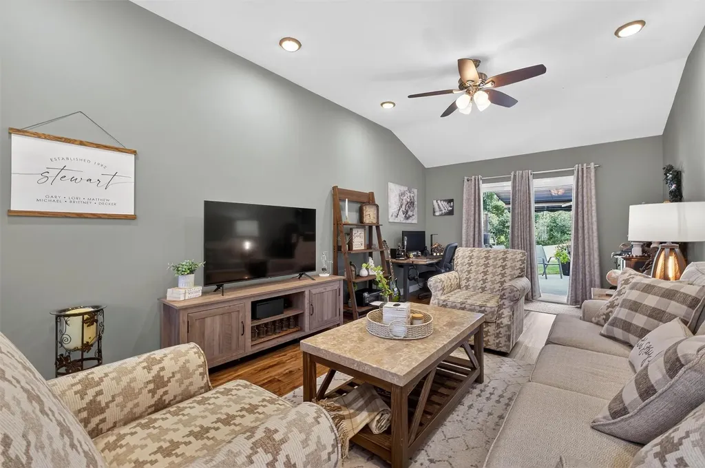 99 Vero Drive Poughkeepsie NY 12603