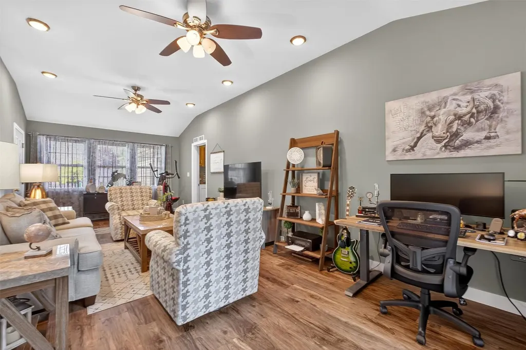 99 Vero Drive Poughkeepsie NY 12603