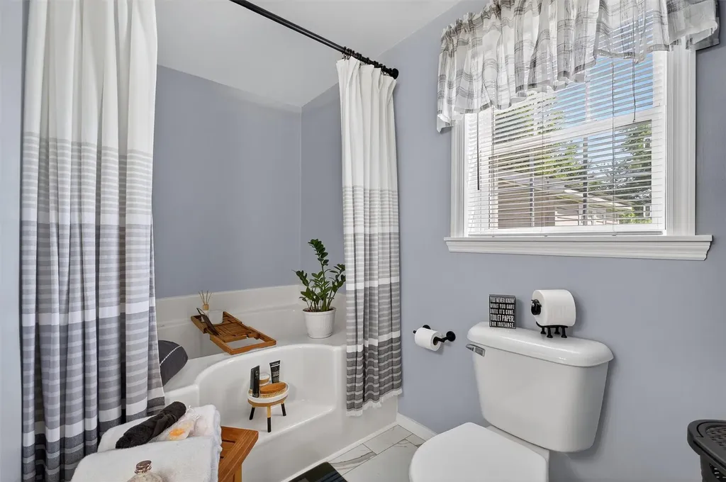 99 Vero Drive Poughkeepsie NY 12603