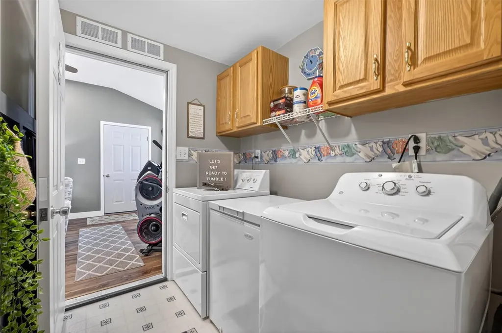 99 Vero Drive Poughkeepsie NY 12603