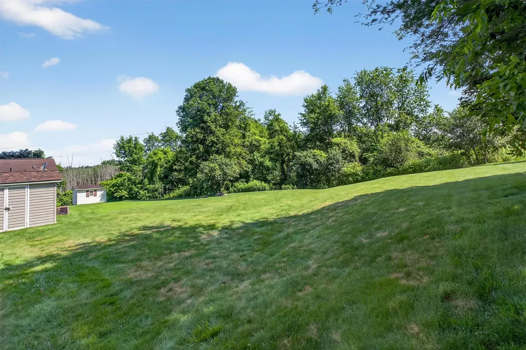 99 Vero Drive Poughkeepsie NY 12603