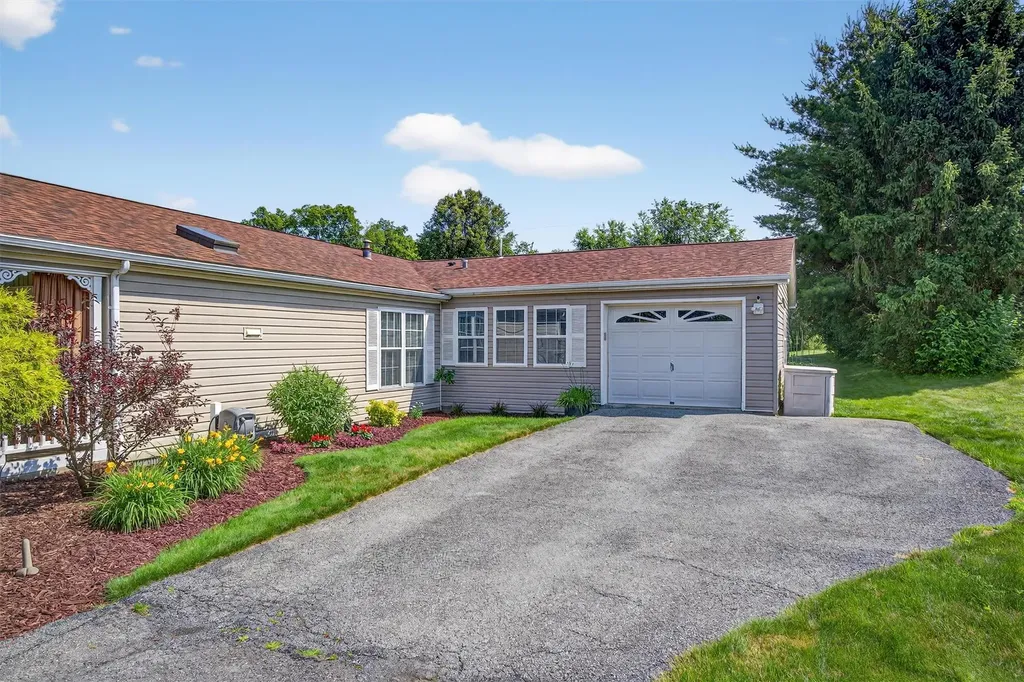 99 Vero Drive Poughkeepsie NY 12603