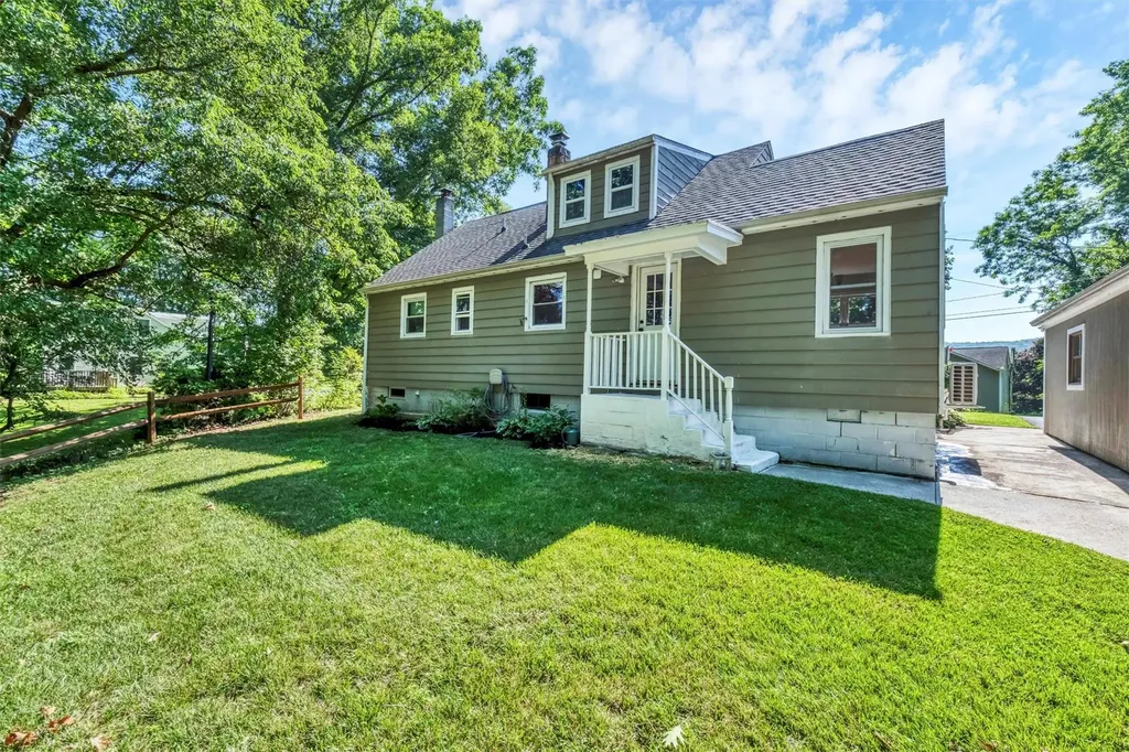 14 Summit Avenue Pawling NY 12564