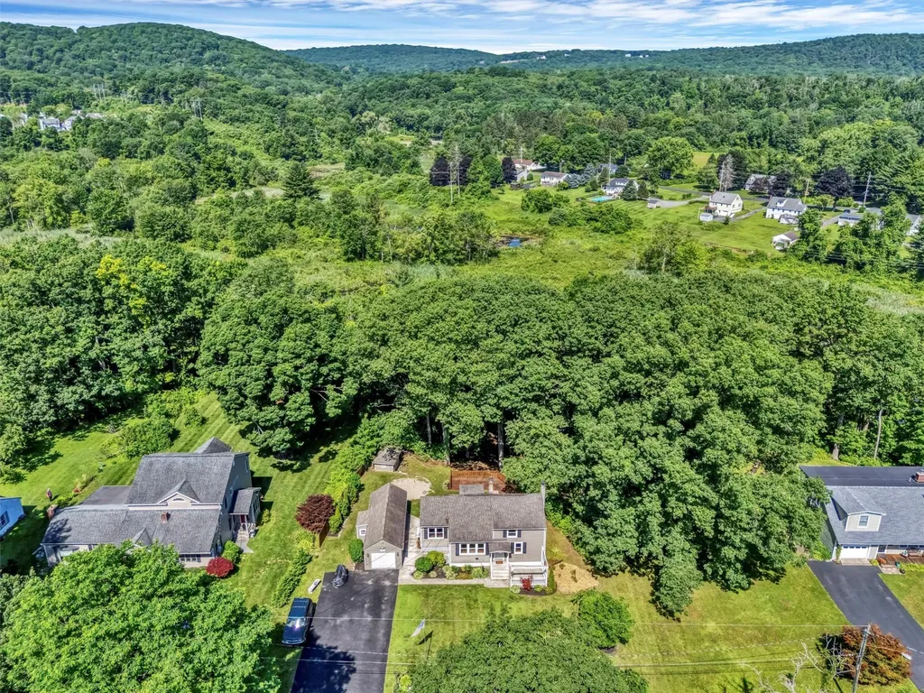 14 Summit Avenue Pawling NY 12564
