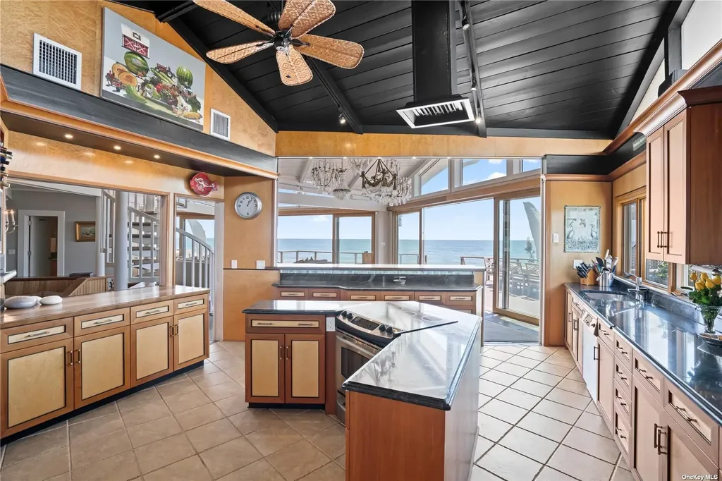 174 Dune Road Quogue NY 11959
