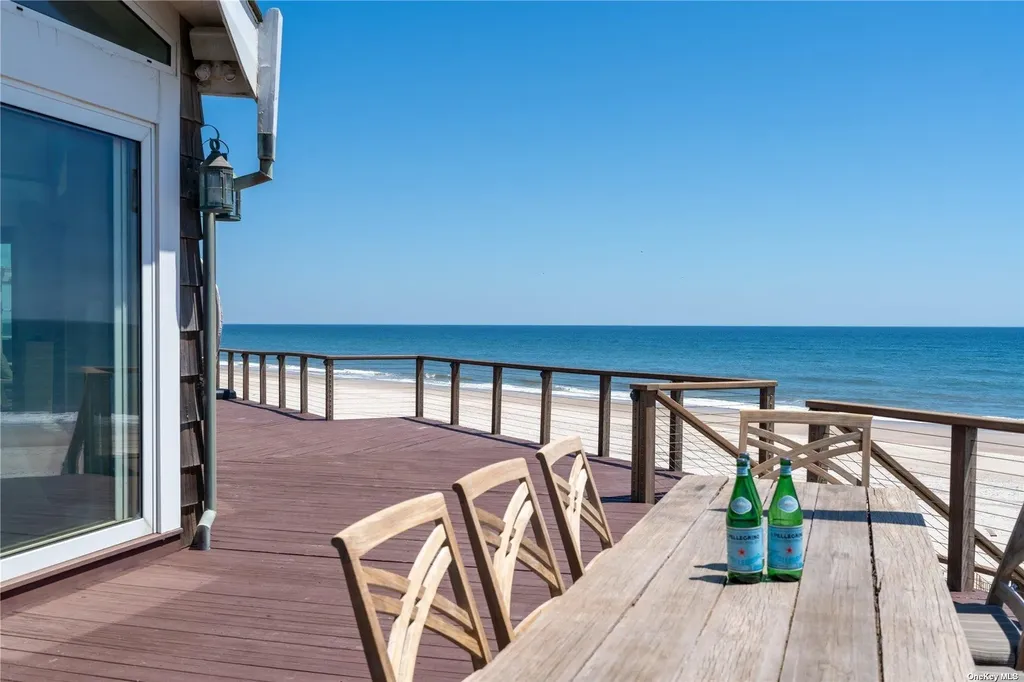 174 Dune Road Quogue NY 11959
