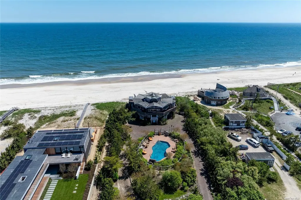 174 Dune Road Quogue NY 11959