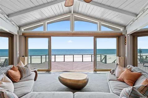 174 Dune Road Quogue NY 11959