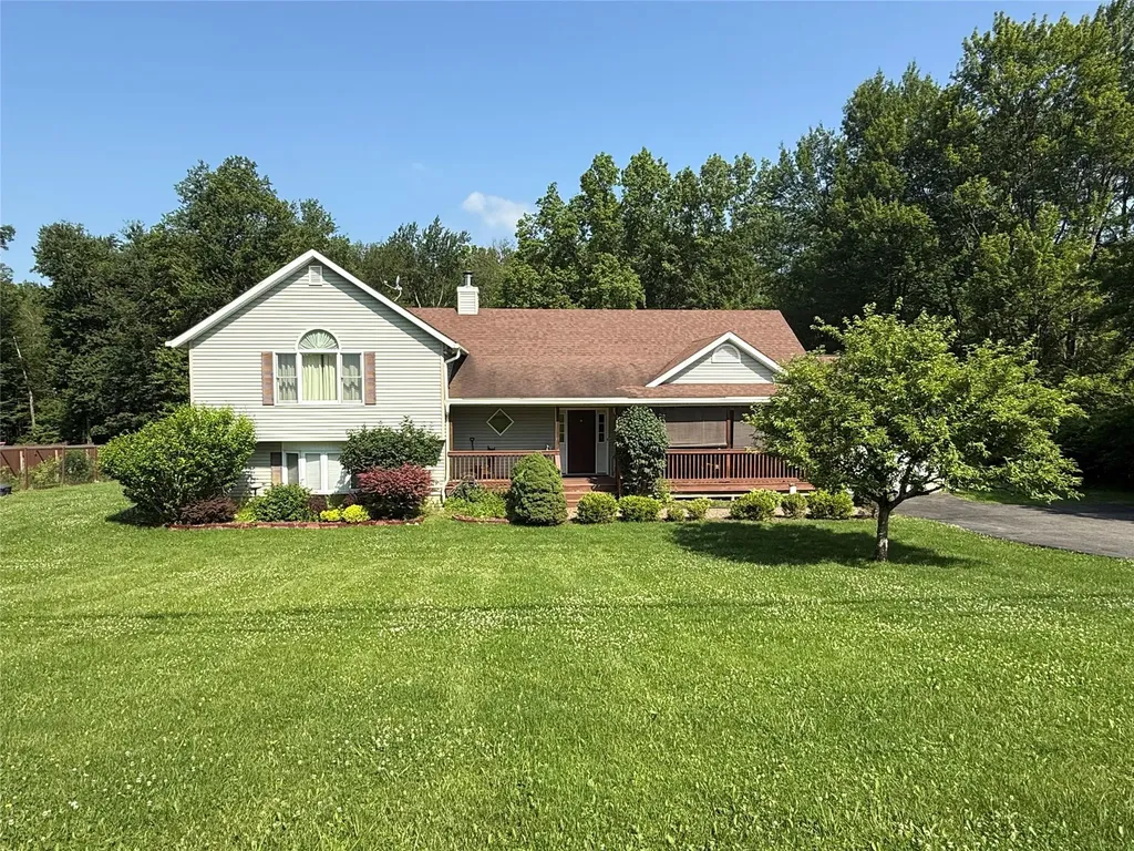 175 Long Lane Bloomingburg NY 12721